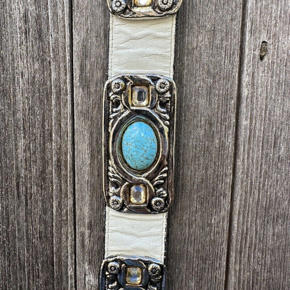 Vintage Apple ACC‎ NY Faux Turquoise Embellished White Leather Belt 1 1/2” - Picture 11 of 16